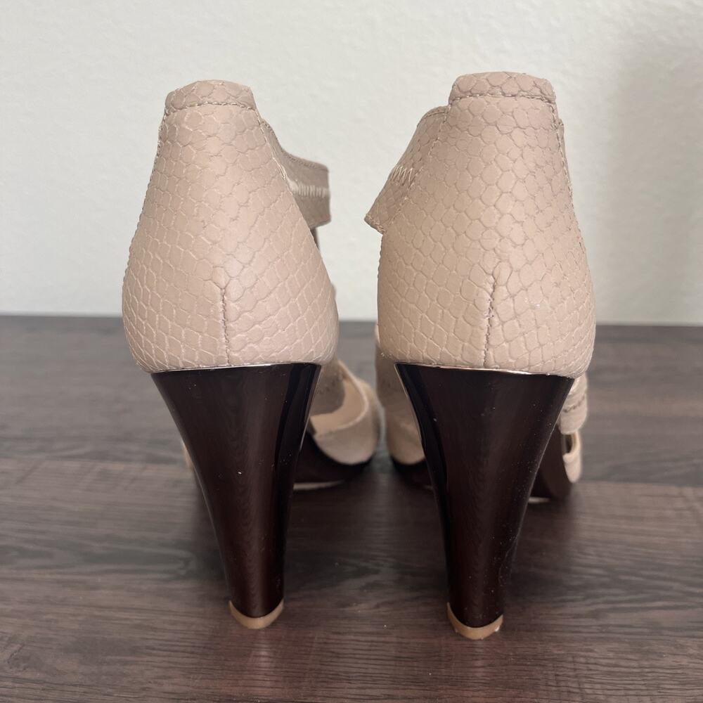 Michael Kors Womens Beige Leather Front Zip Strappy Stiletto Heels Size 8M - Picture 4 of 10